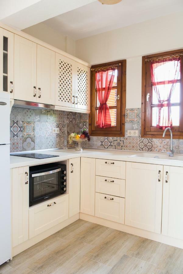 Апартаменты Sofia'S House Вурвуру Экстерьер фото