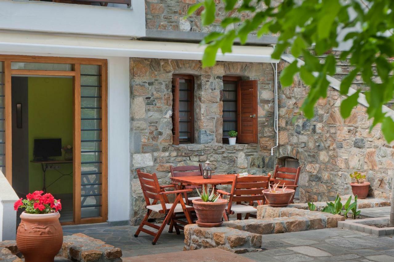 Апартаменты Sofia'S House Вурвуру Экстерьер фото